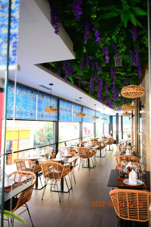 Carpe Diem Apartments-hotel * Shëngjin